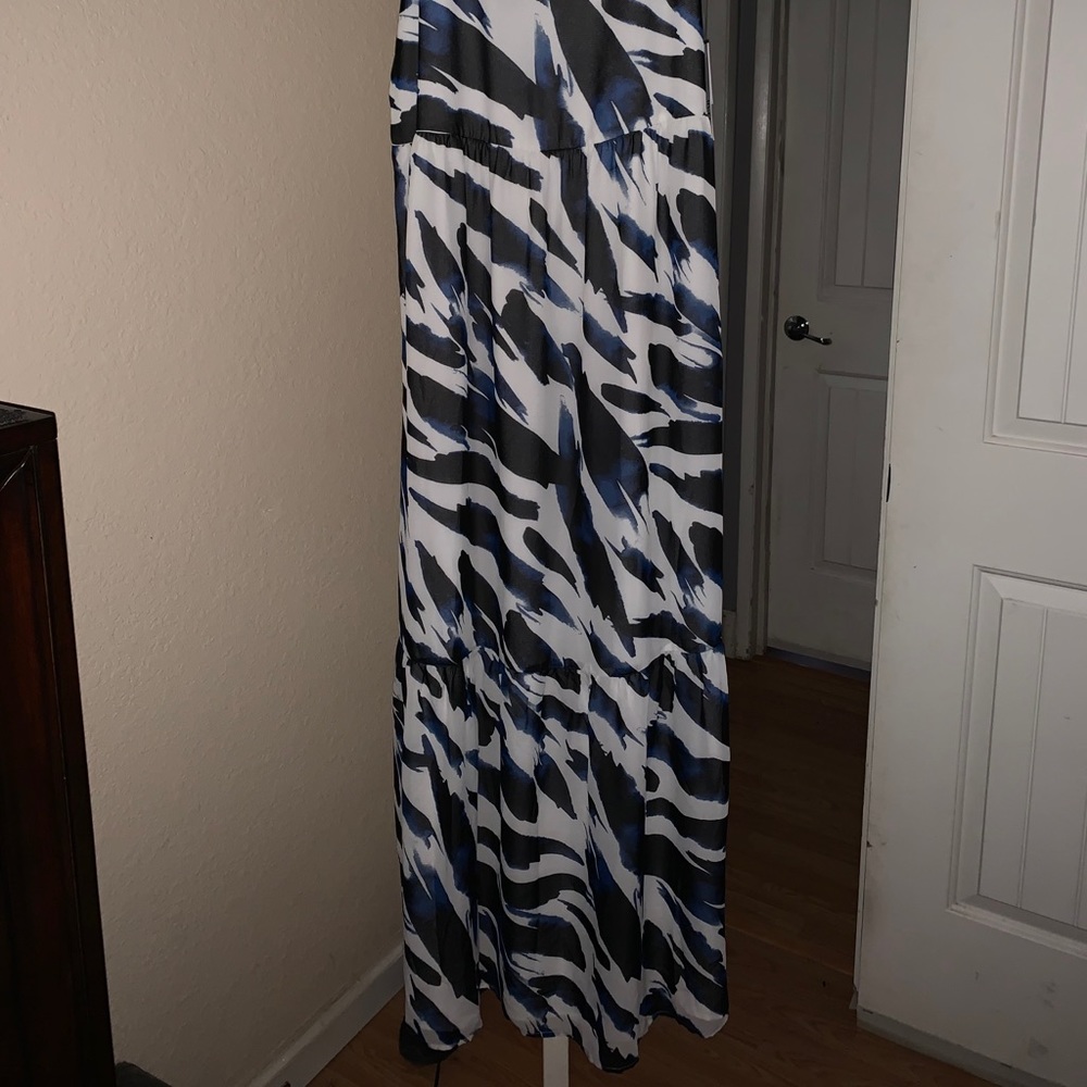 Long Flowy Dress - Picture 2 of 4